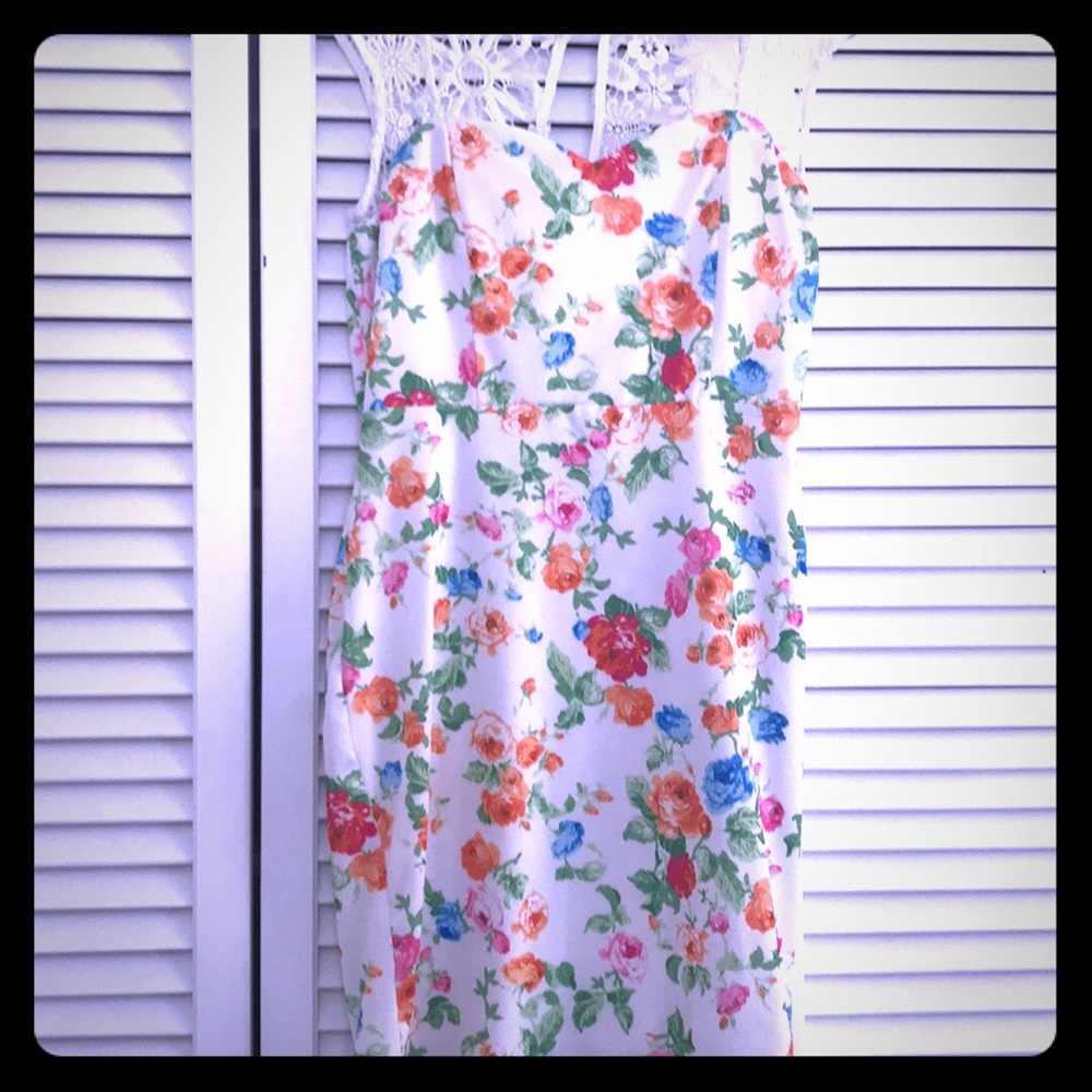 Spring/Easter Mini Dress! 🌸 🌺